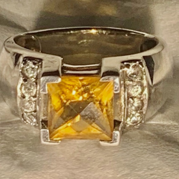 Dandelion Citrine Square Cut Stone between cz’s Set in  Sterling Silver - Picture 3 of 7
